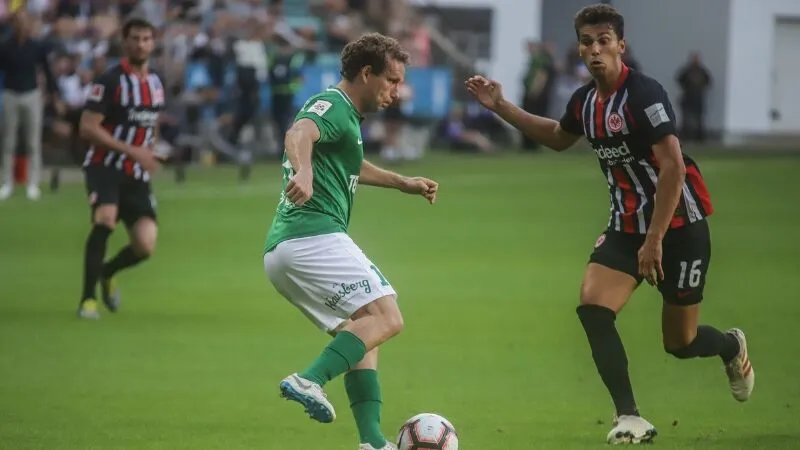 Valur sẽ tận dụng tốt lợi thế sân nhà để giành chiến thắng